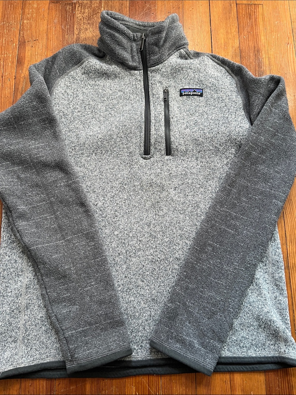 Patagonia Men's Two-Tone Gray Half-Zip Pullover